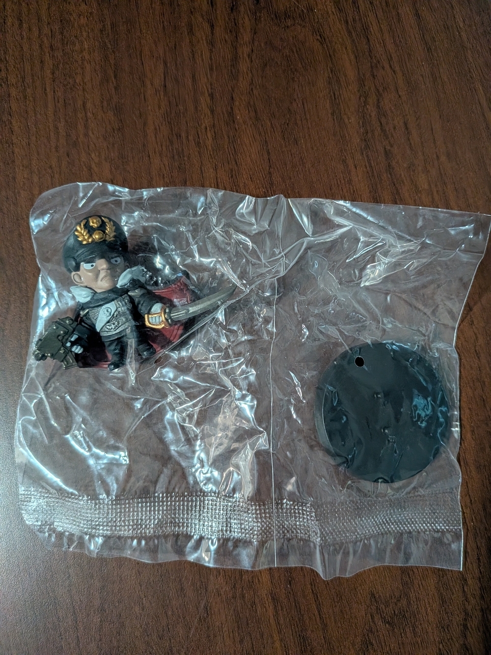 Warhammer 40k Chibi Figures Commissar - Picture 2 of 3